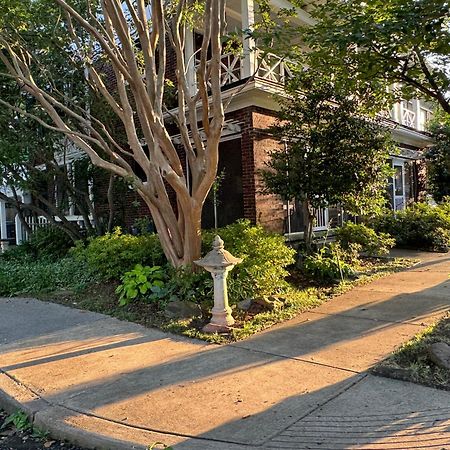 Southern Elegance In Heart Of Memphis Eksteriør billede